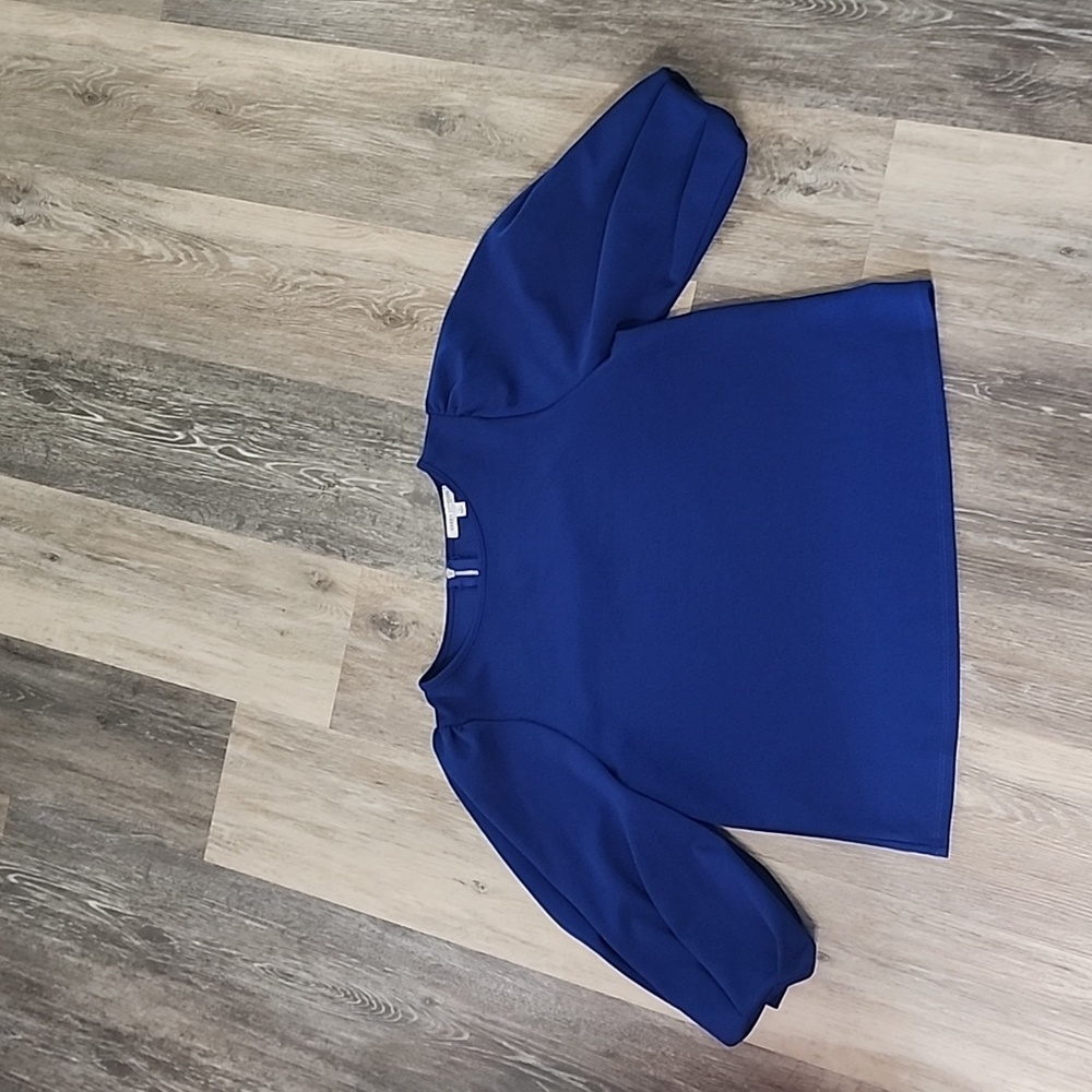 Green Envelope blue pauper sleeve shirt